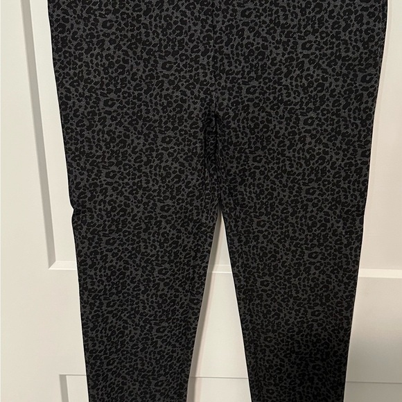 LOFT Pants - LOFT Ponte Knit Animal Print Leggings